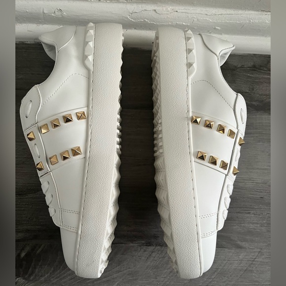 Valentino Rockstud Untitled Open Sneaker - Picture 7 of 7